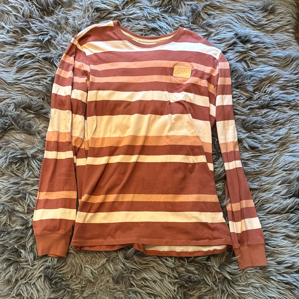 Nike long sleeve shirt